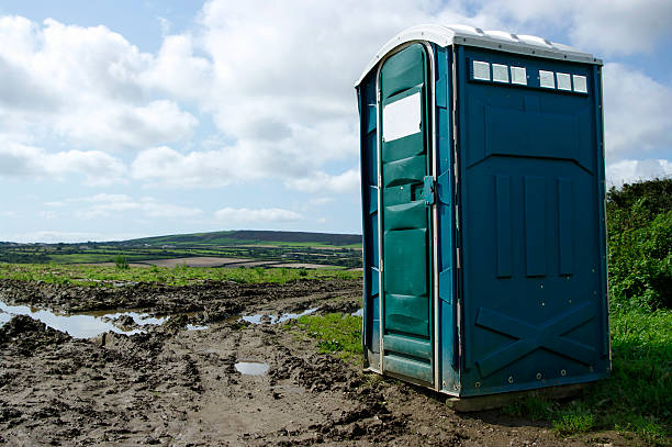 Portable Restroom Servicing (Cleaning and Restocking) in Six Shooter Canyon, AZ